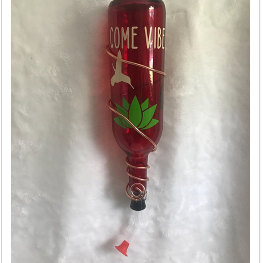 Come Vibe Humming bird feeder
